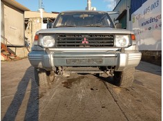 Recambio de refuerzo paragolpes delantero para mitsubishi montero   canvas top (v2_c, v4_c) 2.5 tdic (v24w, v24c) referencia OEM